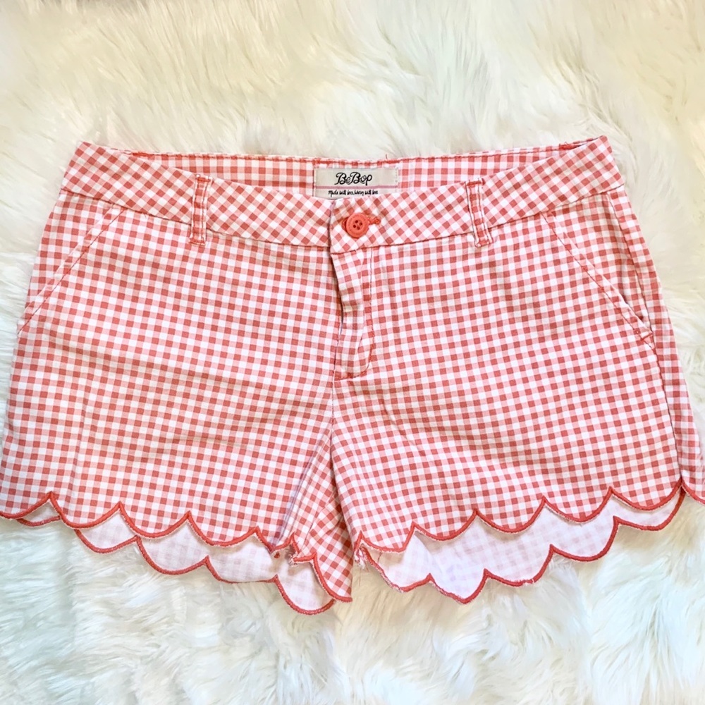 3/$20❄️ Orange Picnic Scalloped Shorts Size 9